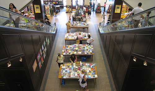 Barnes & Noble store